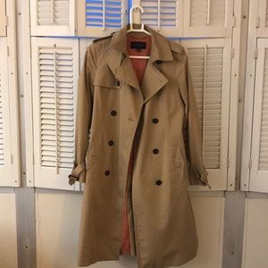 Ann Taylor beige trench coat